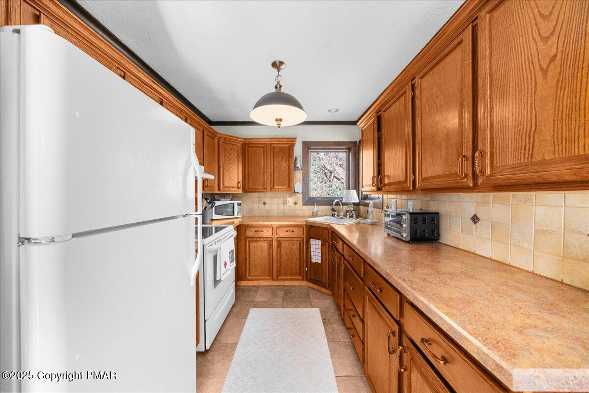 170 Camelback Road, Tannersville, Pennsylvania image 11