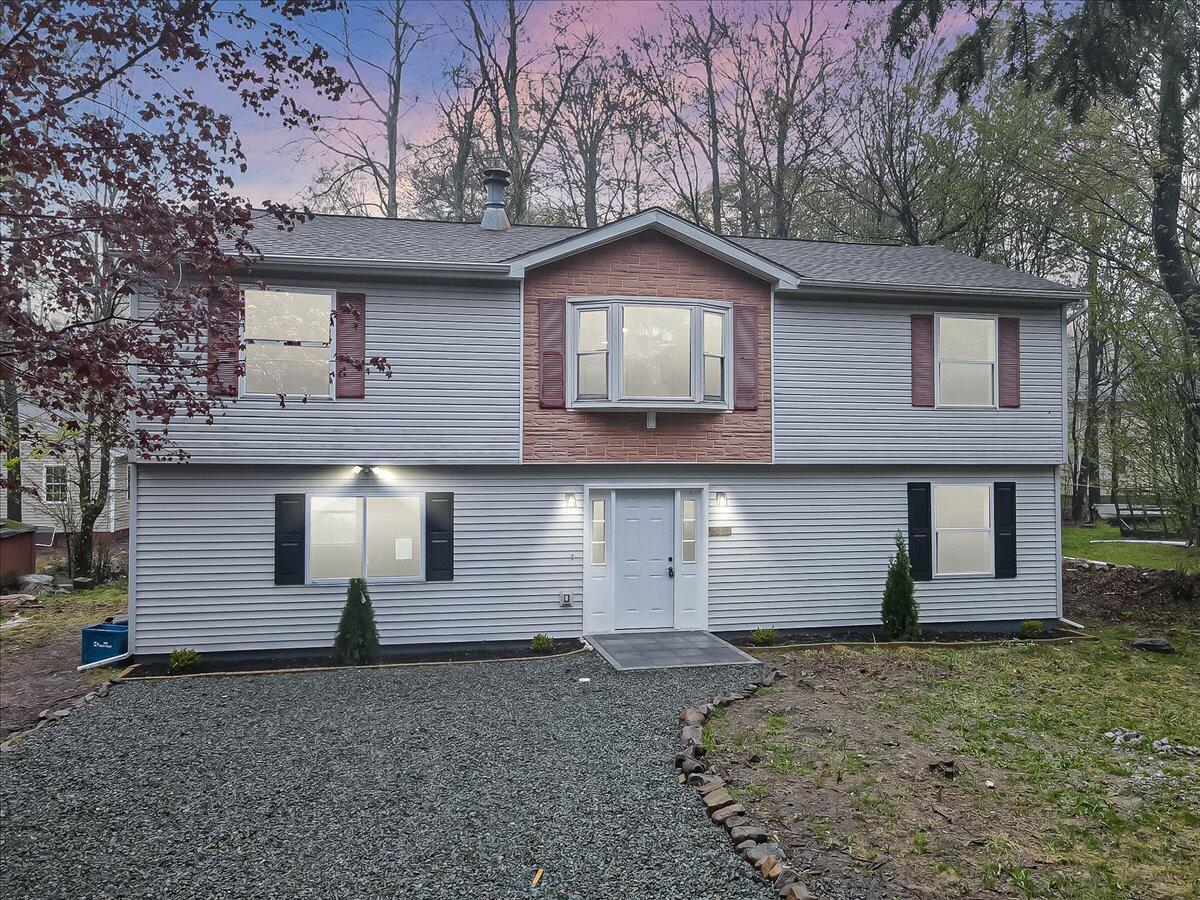 5012 Woodside Drive, Tobyhanna, Pennsylvania image 4