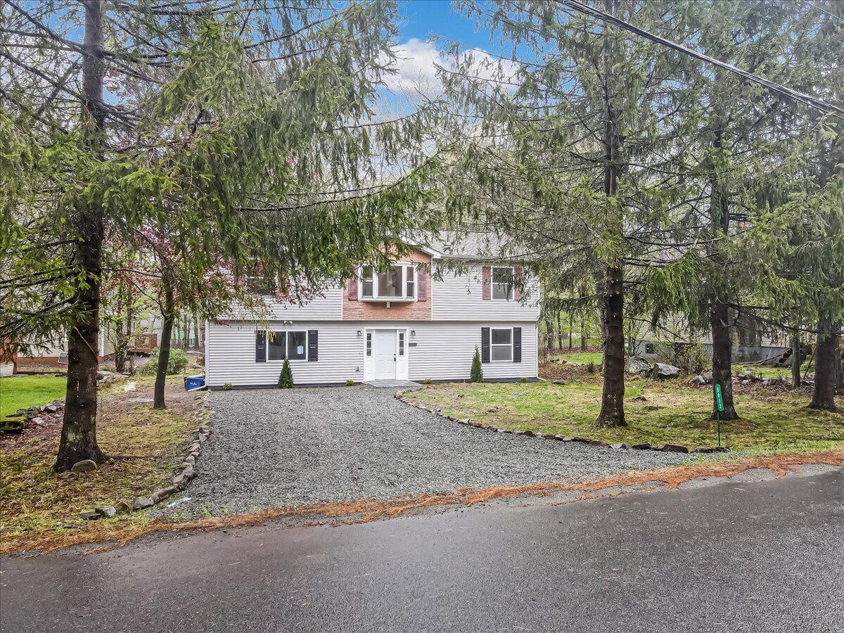 5012 Woodside Drive, Tobyhanna, Pennsylvania image 9