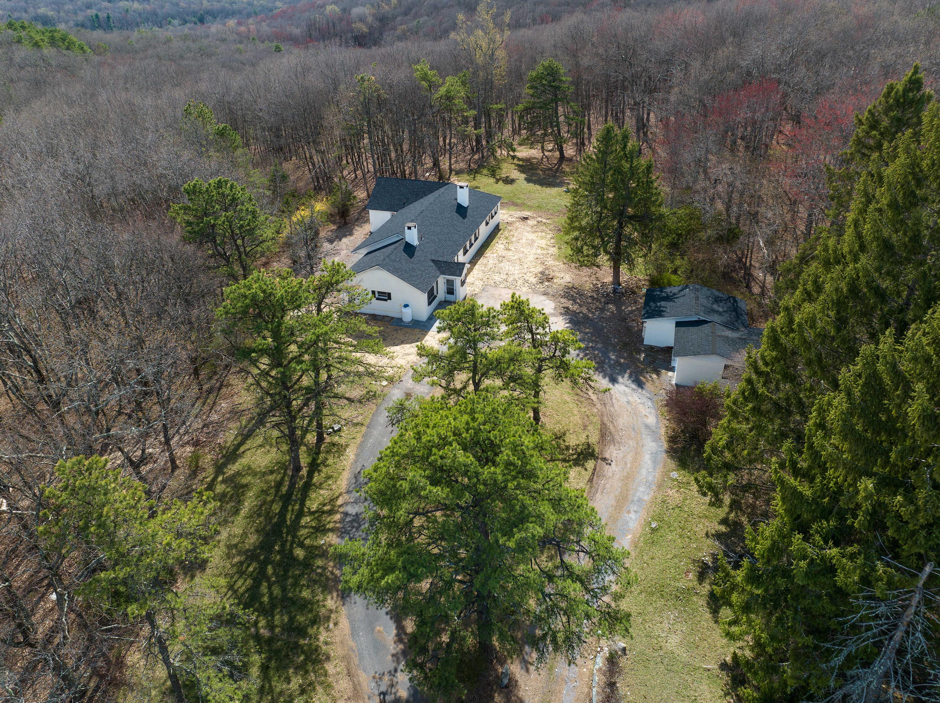 171 Knob Road, Mount Pocono, Pennsylvania image 5