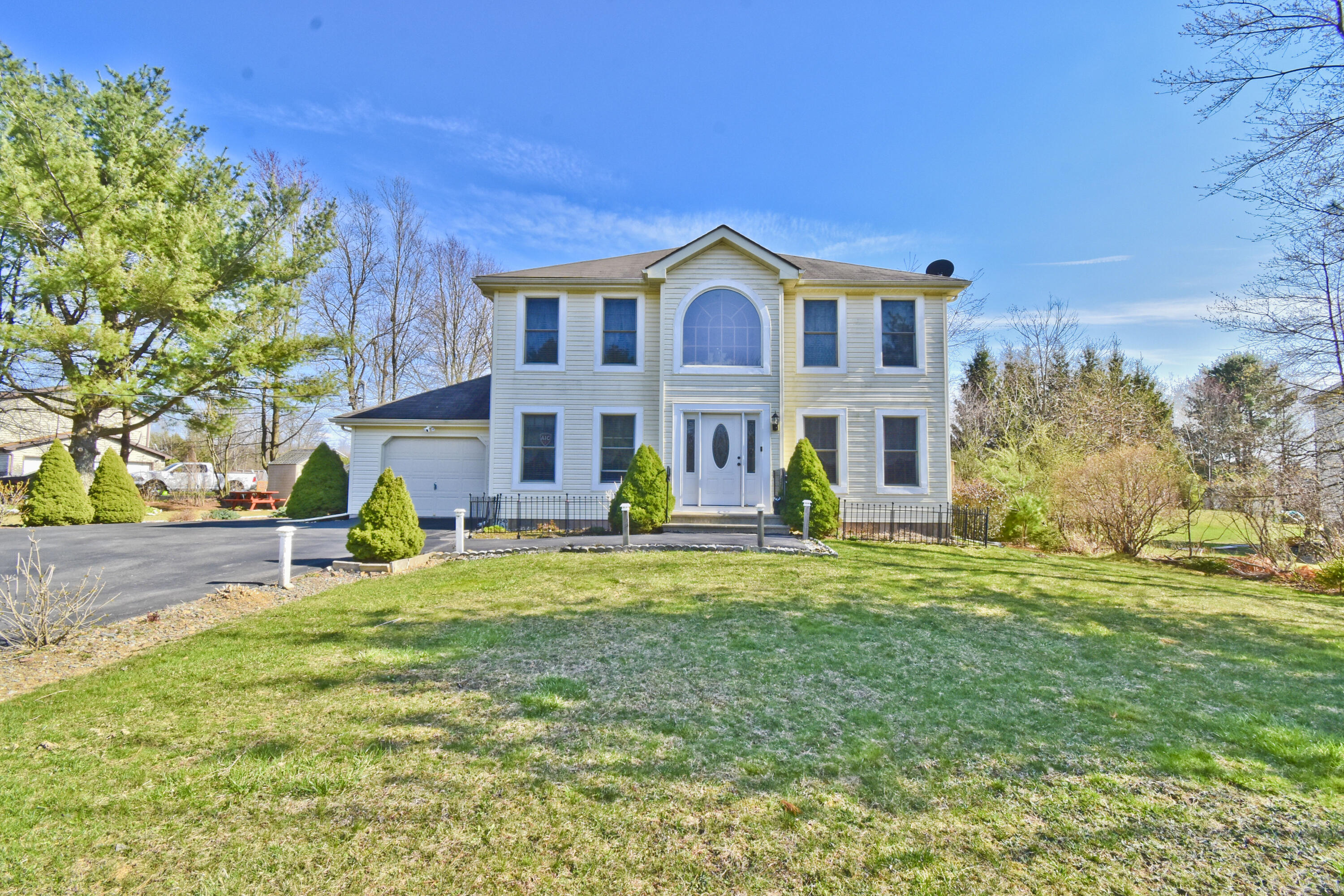 2340 Long Pond Road, Long Pond, Pennsylvania image 44