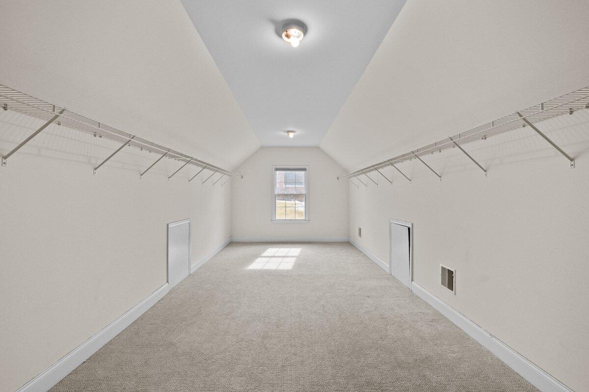 255 Rising Meadow Way, East Stroudsburg, Pennsylvania image 27