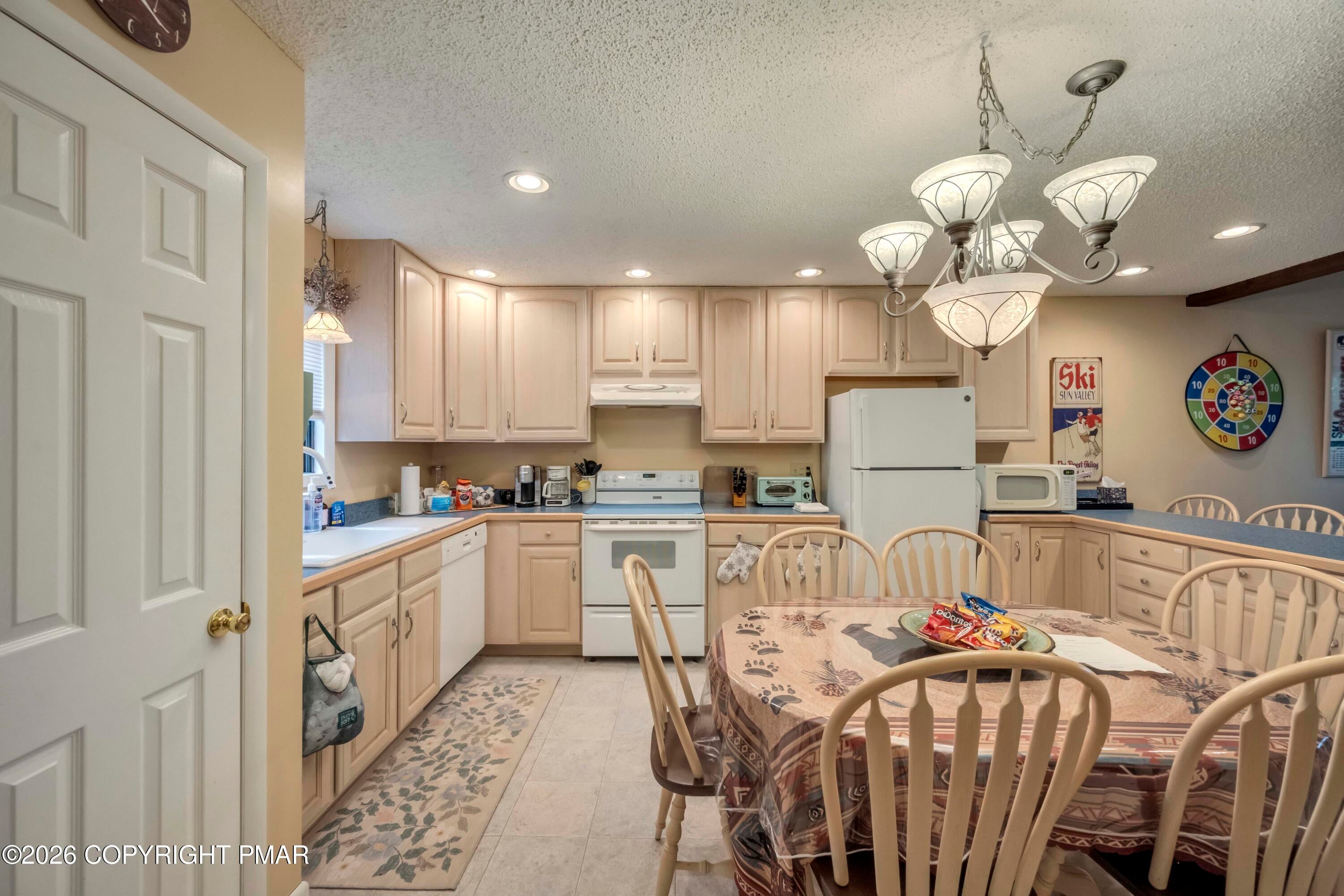 178 Upper Village Way