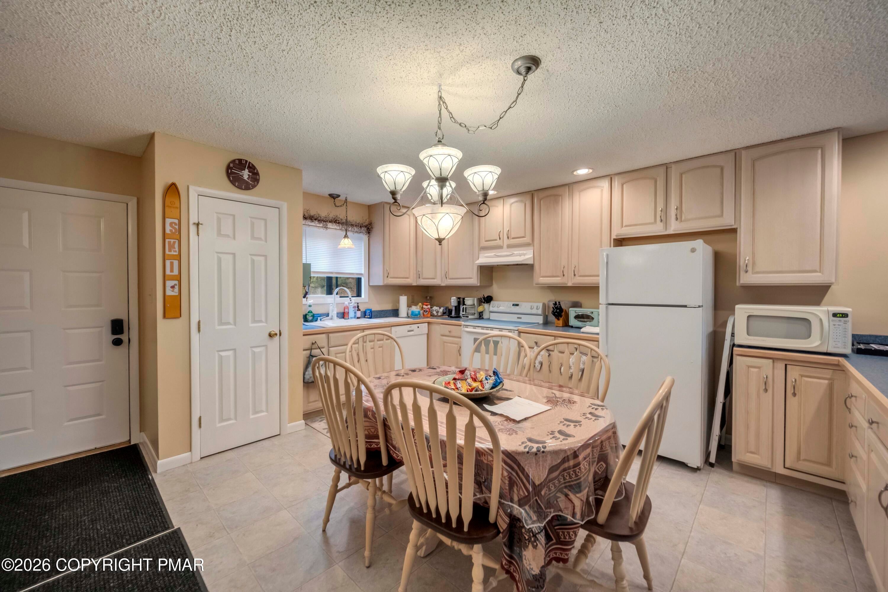 178 Upper Village Way