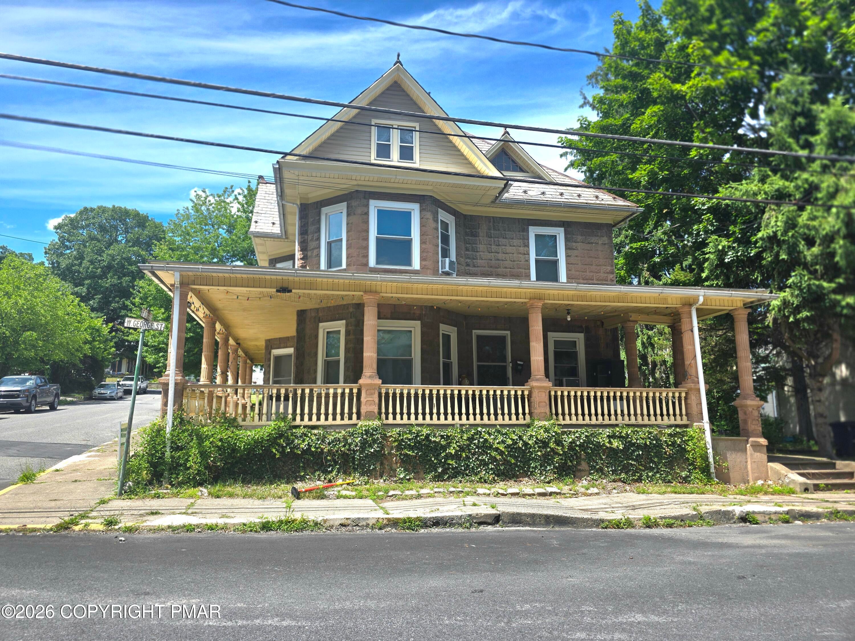 729 George Street