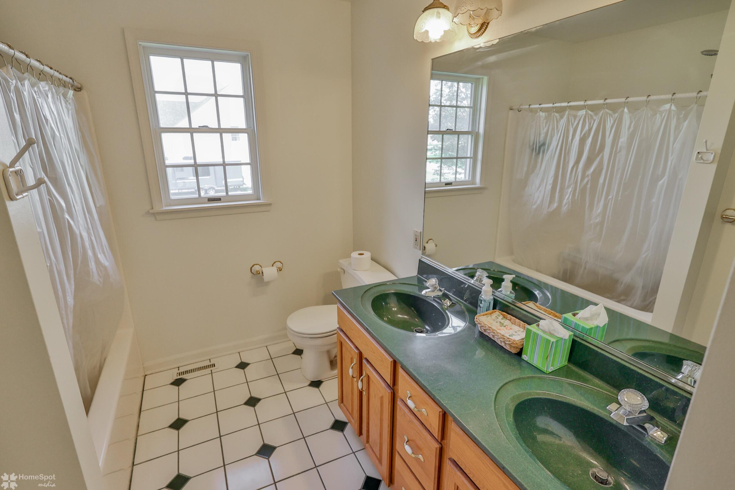 634 Country Club Road, Easton, Pennsylvania image 38