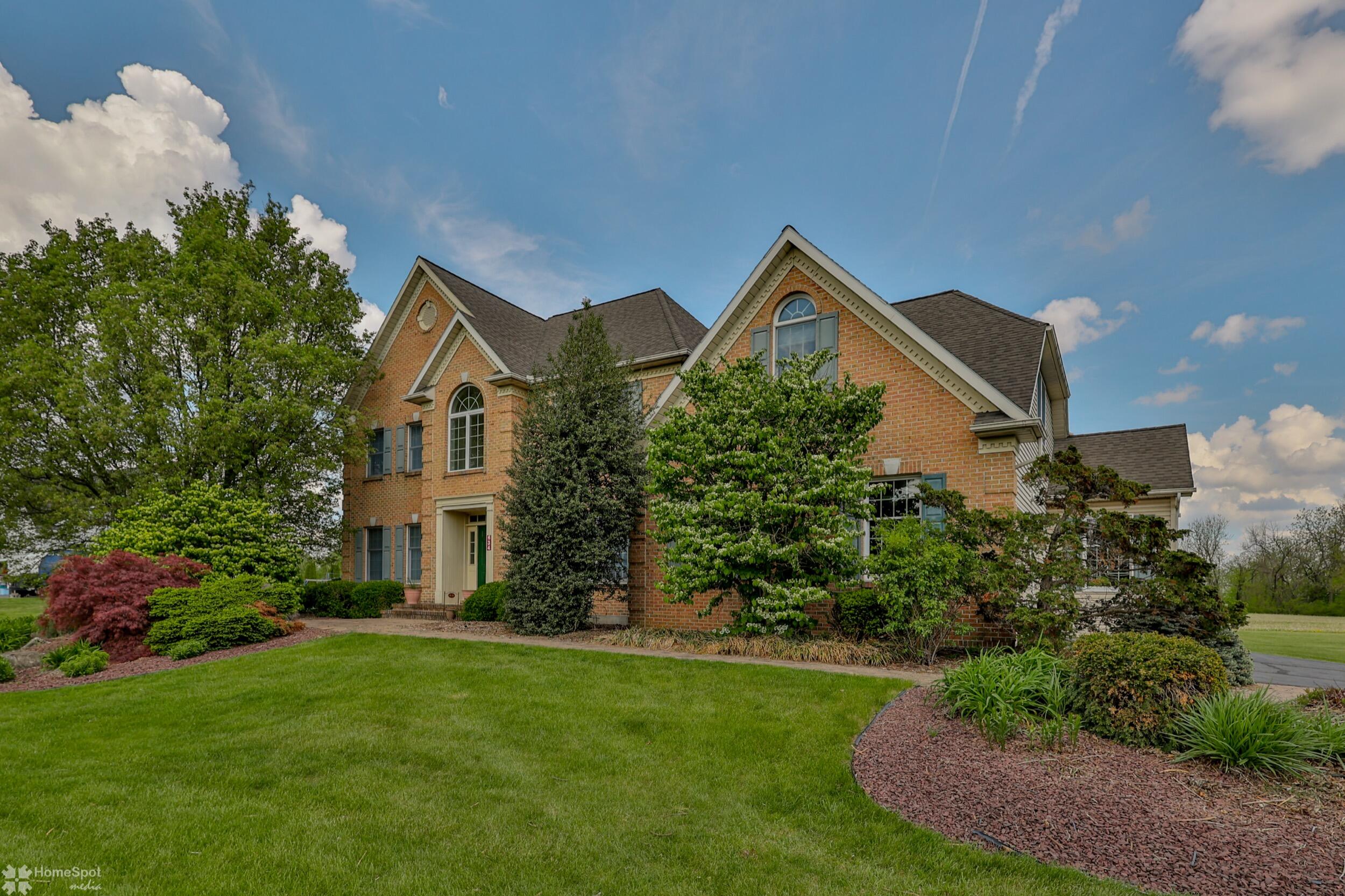 634 Country Club Road, Easton, Pennsylvania image 2