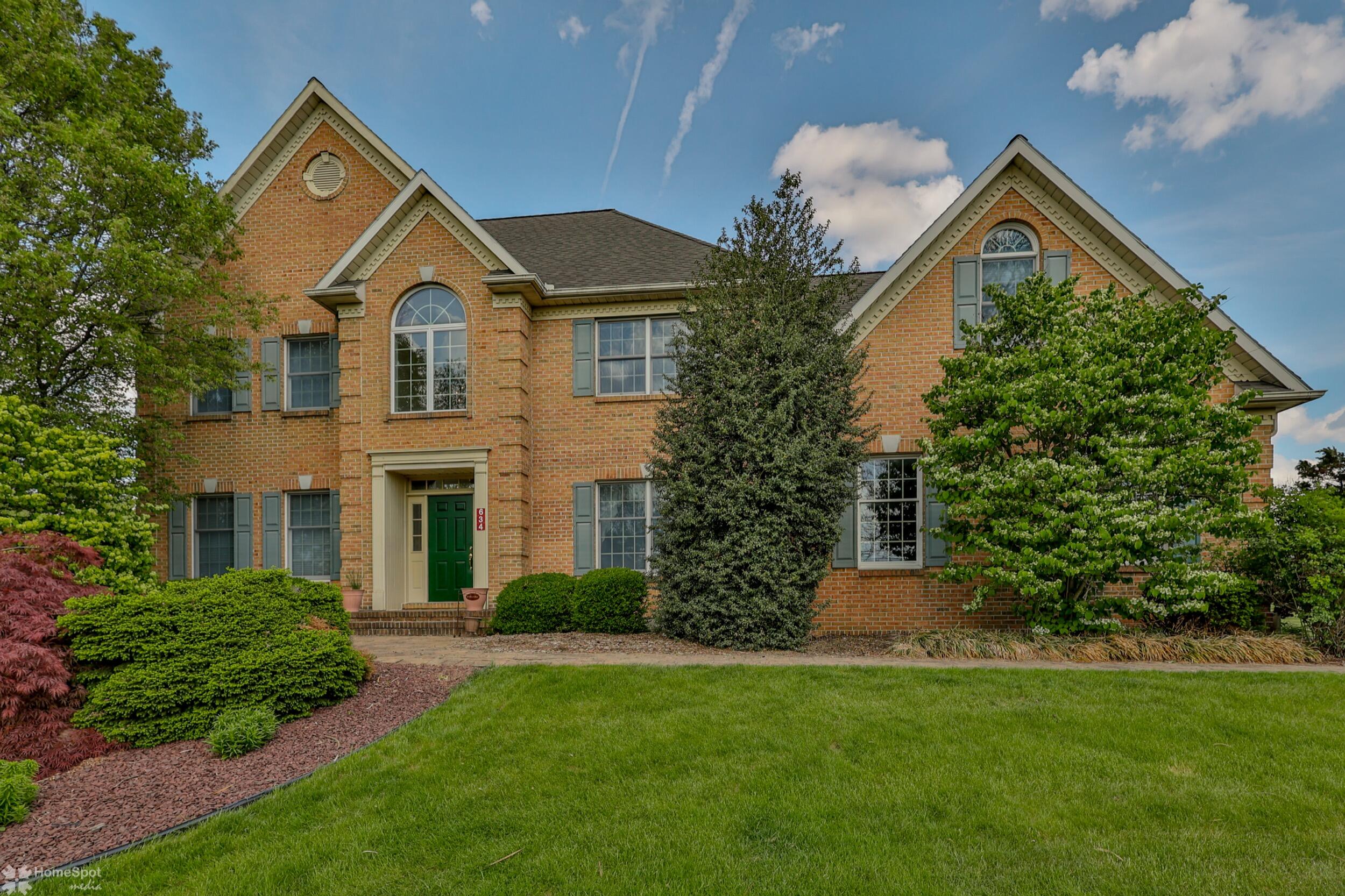 634 Country Club Road, Easton, Pennsylvania image 1