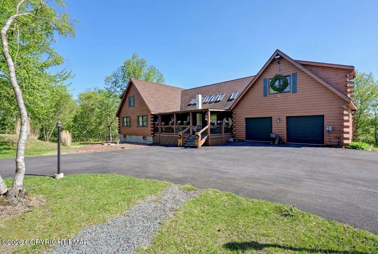 Albrightsville, Pennsylvania, 18210, United States, 5 Bedrooms Bedrooms, ,4 BathroomsBathrooms,Residential,Active,2043121