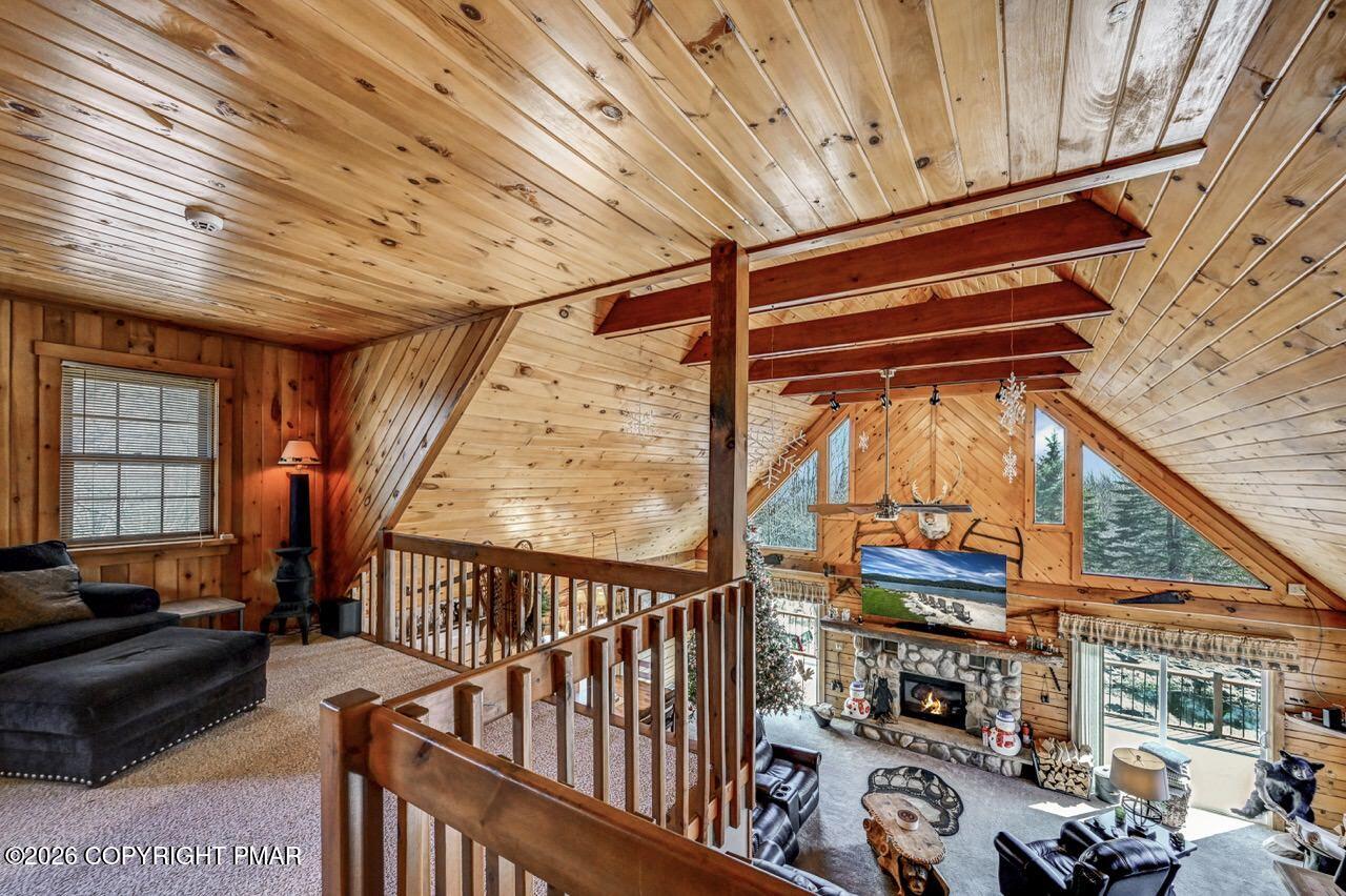 Albrightsville, Pennsylvania, 18210, United States, 5 Bedrooms Bedrooms, ,4 BathroomsBathrooms,Residential,Active,2043121