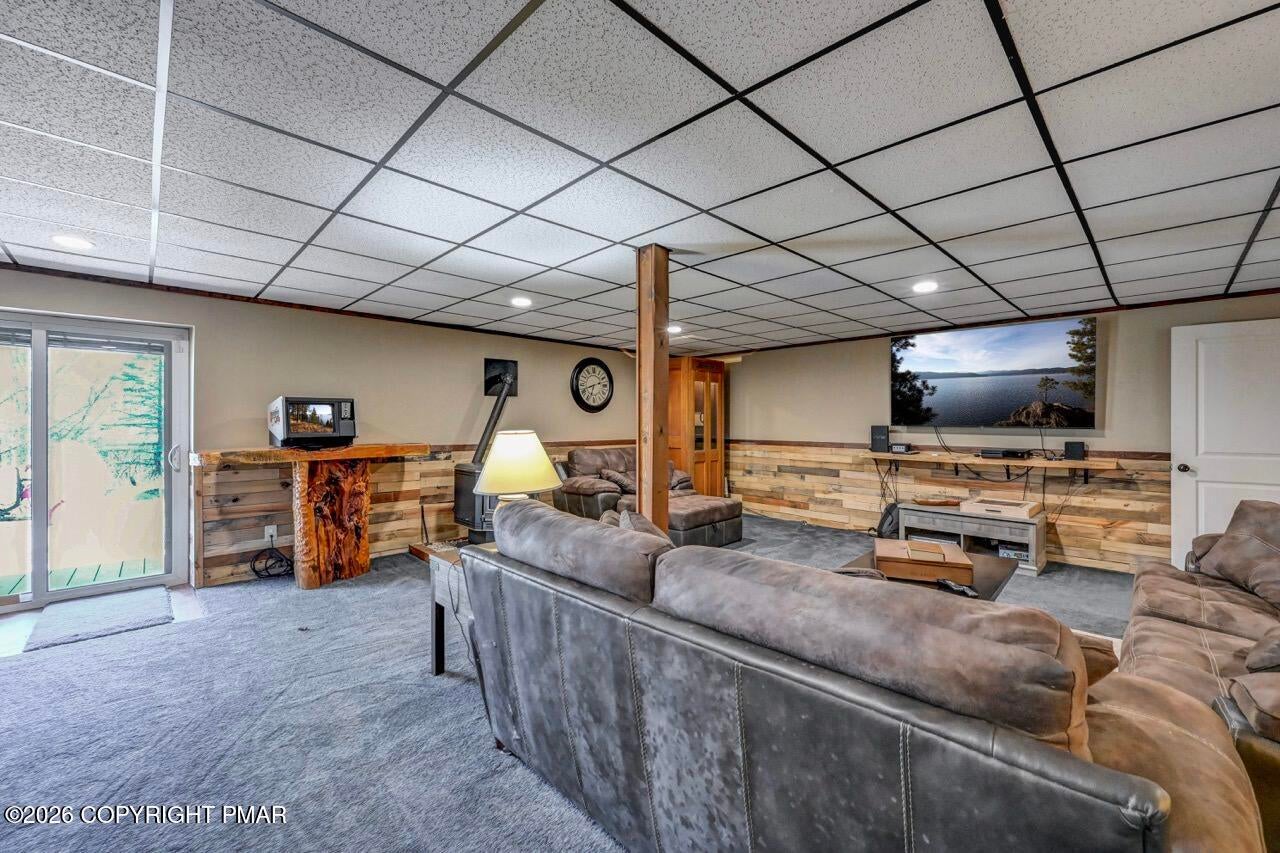 Albrightsville, Pennsylvania, 18210, United States, 5 Bedrooms Bedrooms, ,4 BathroomsBathrooms,Residential,Active,2043121