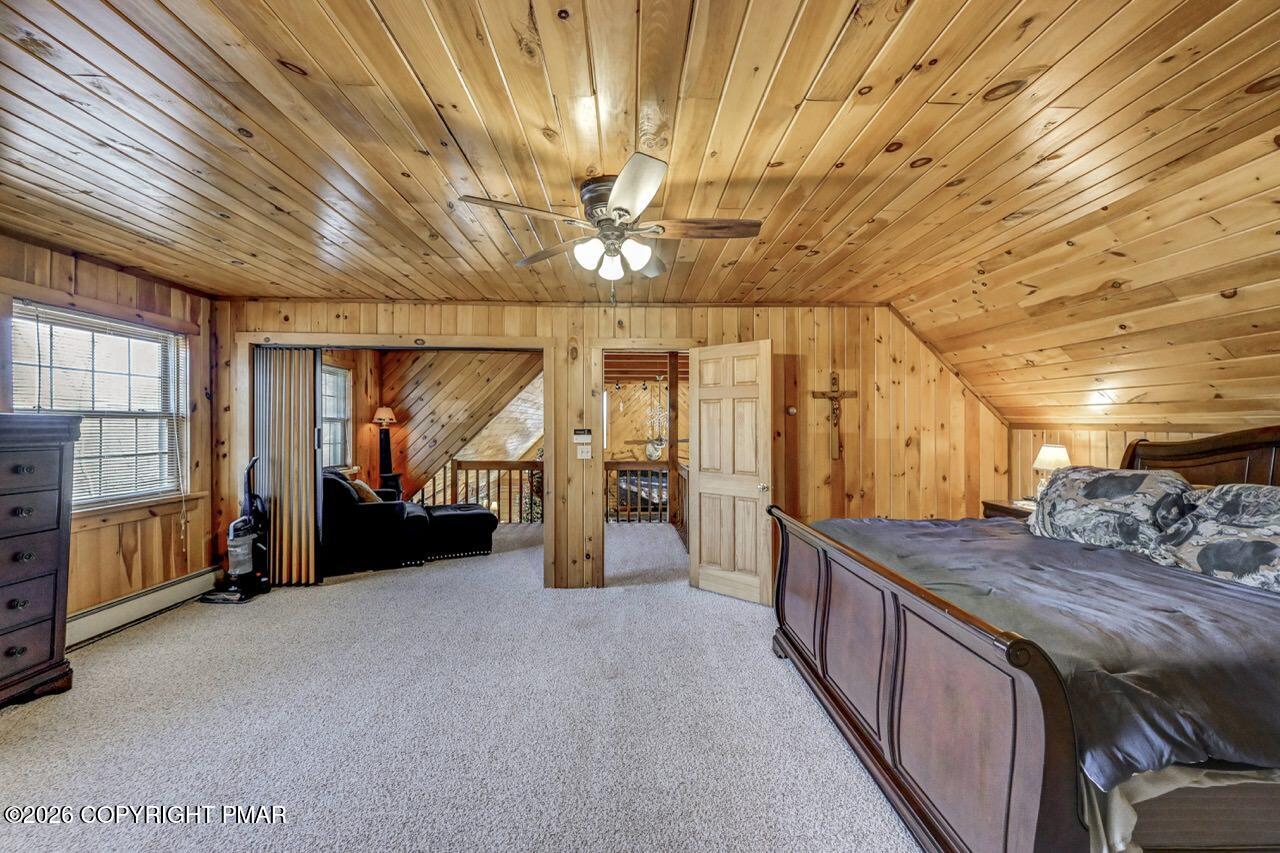 Albrightsville, Pennsylvania, 18210, United States, 5 Bedrooms Bedrooms, ,4 BathroomsBathrooms,Residential,Active,2043121