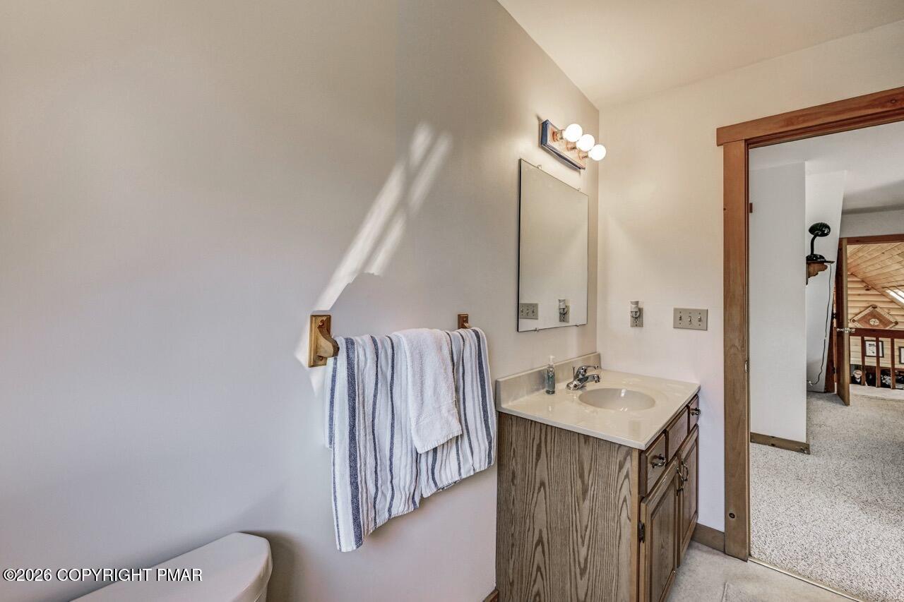 Albrightsville, Pennsylvania, 18210, United States, 5 Bedrooms Bedrooms, ,4 BathroomsBathrooms,Residential,Active,2043121