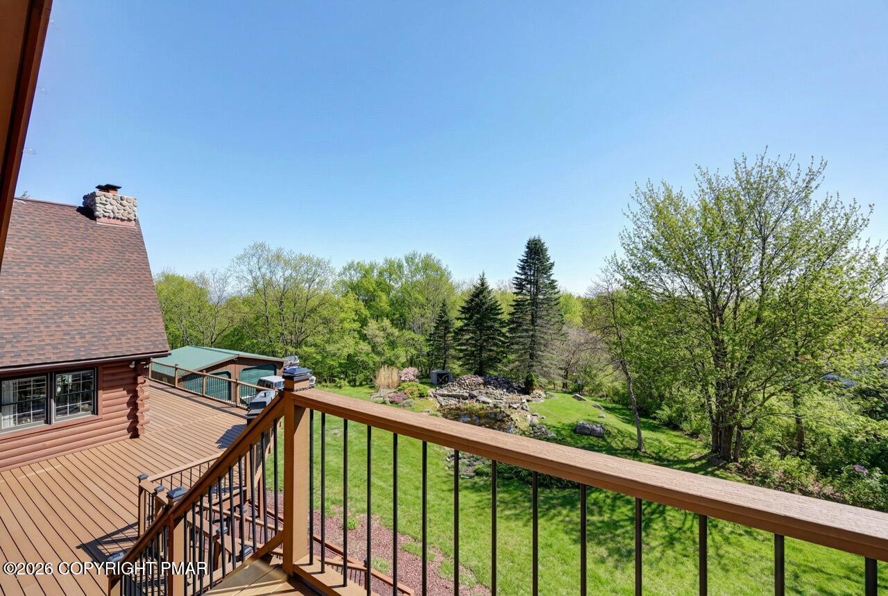 Albrightsville, Pennsylvania, 18210, United States, 5 Bedrooms Bedrooms, ,4 BathroomsBathrooms,Residential,Active,2043121
