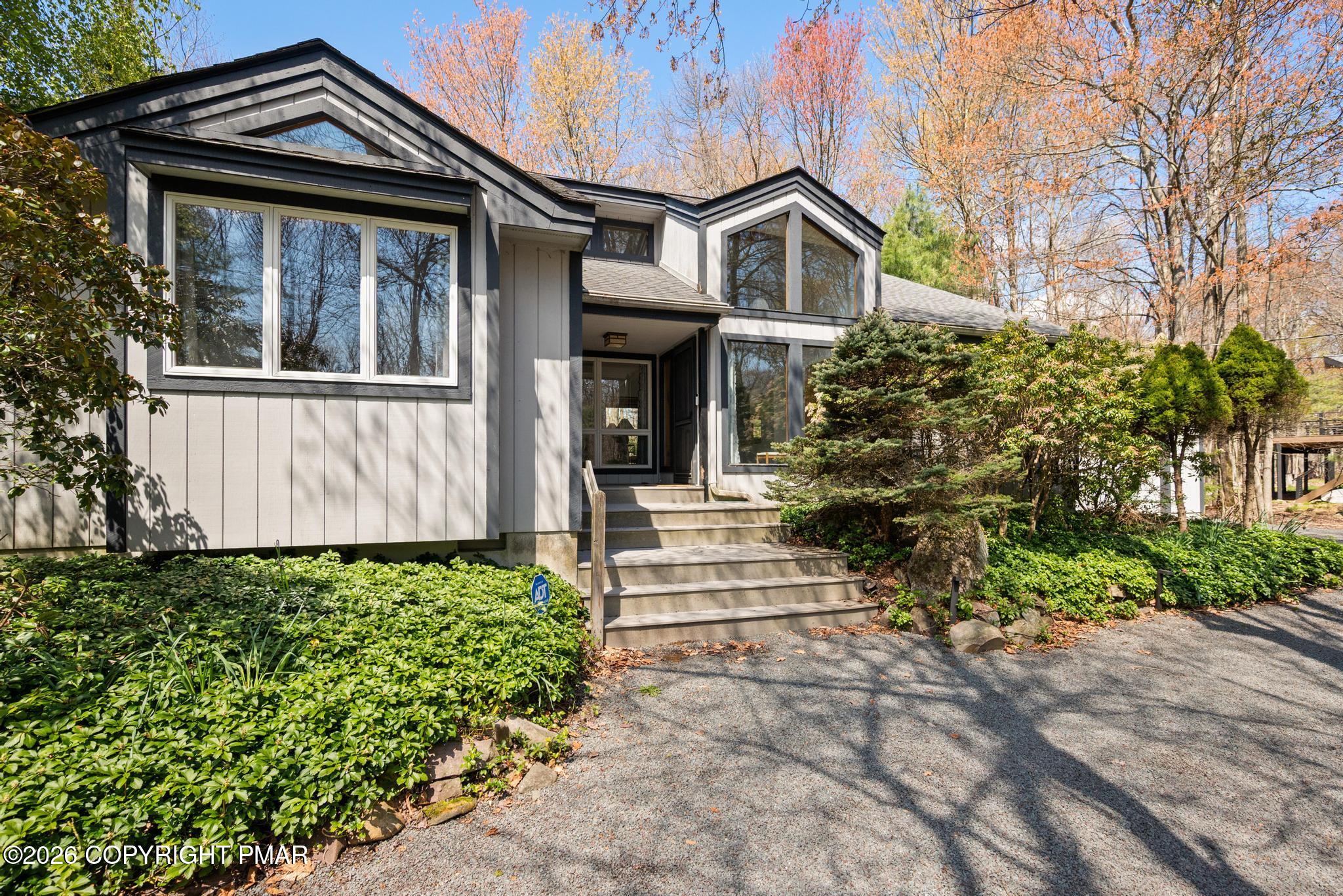 576 Conestoga Trail