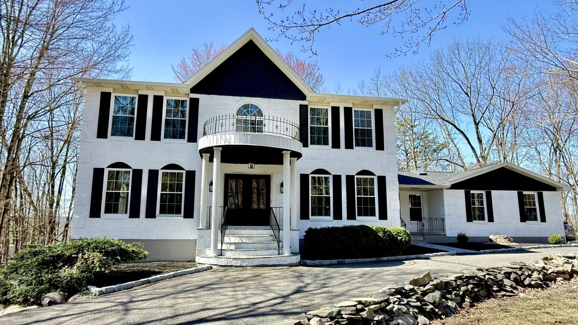 609 Sunlite Lane, Stroudsburg, Pennsylvania image 2