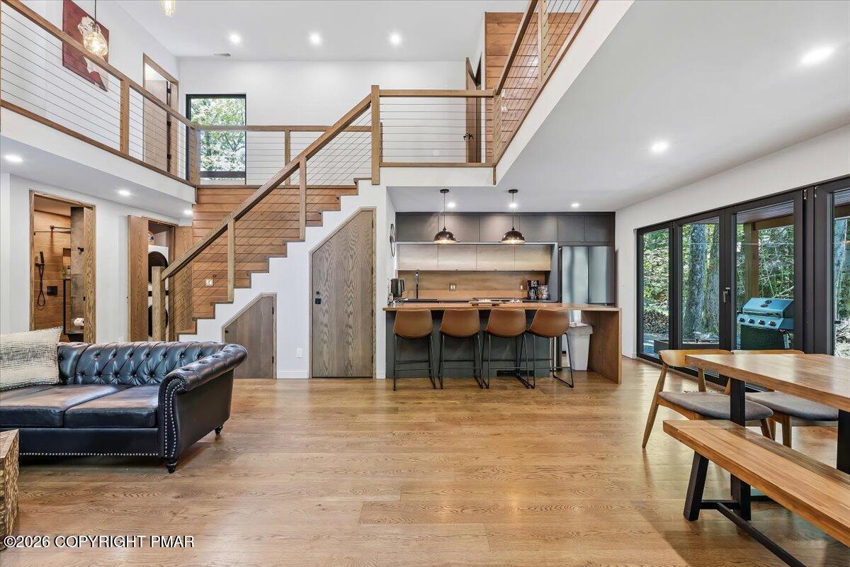 1142 Oakland Place