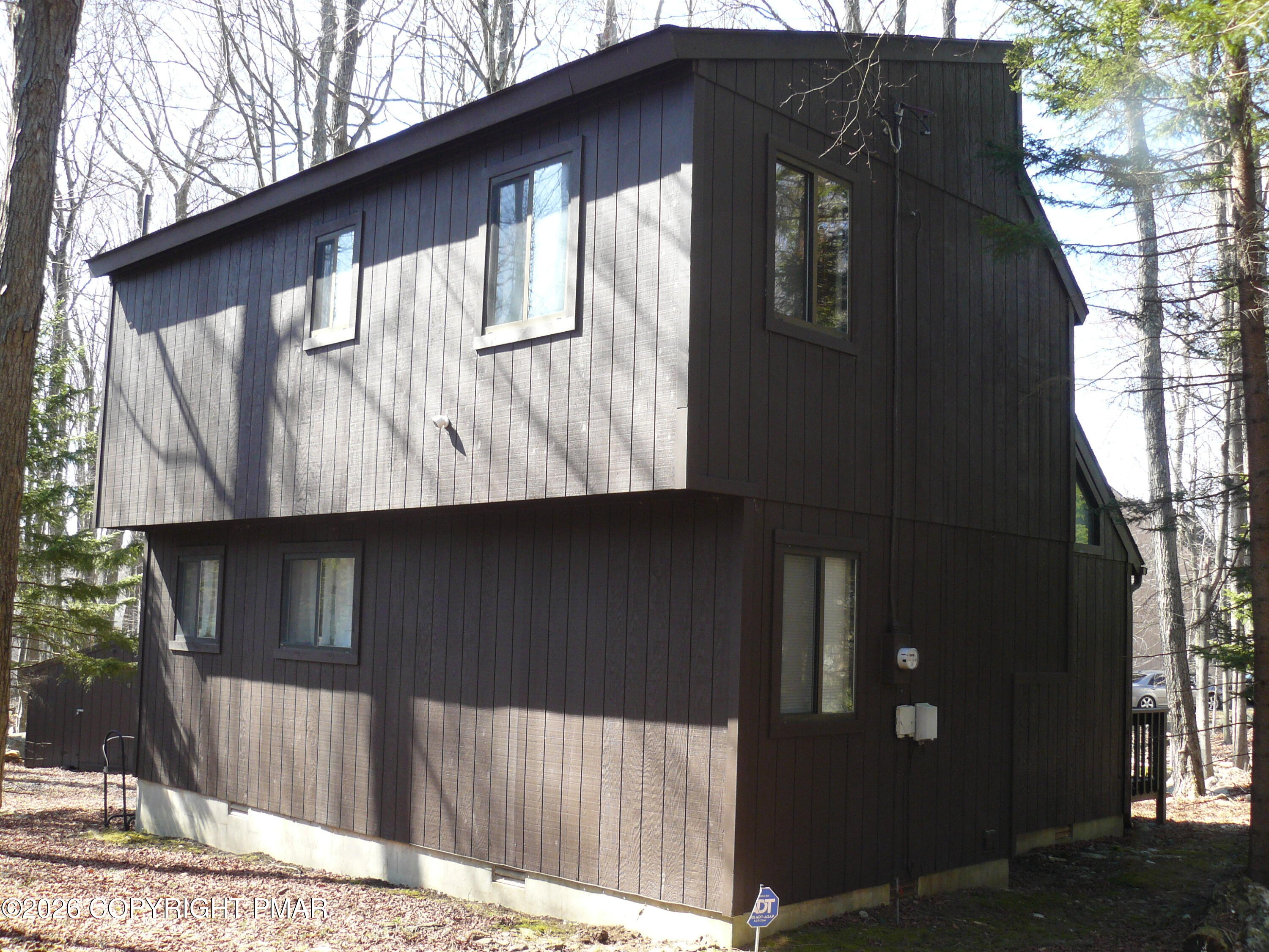 1148 Country Place Drive