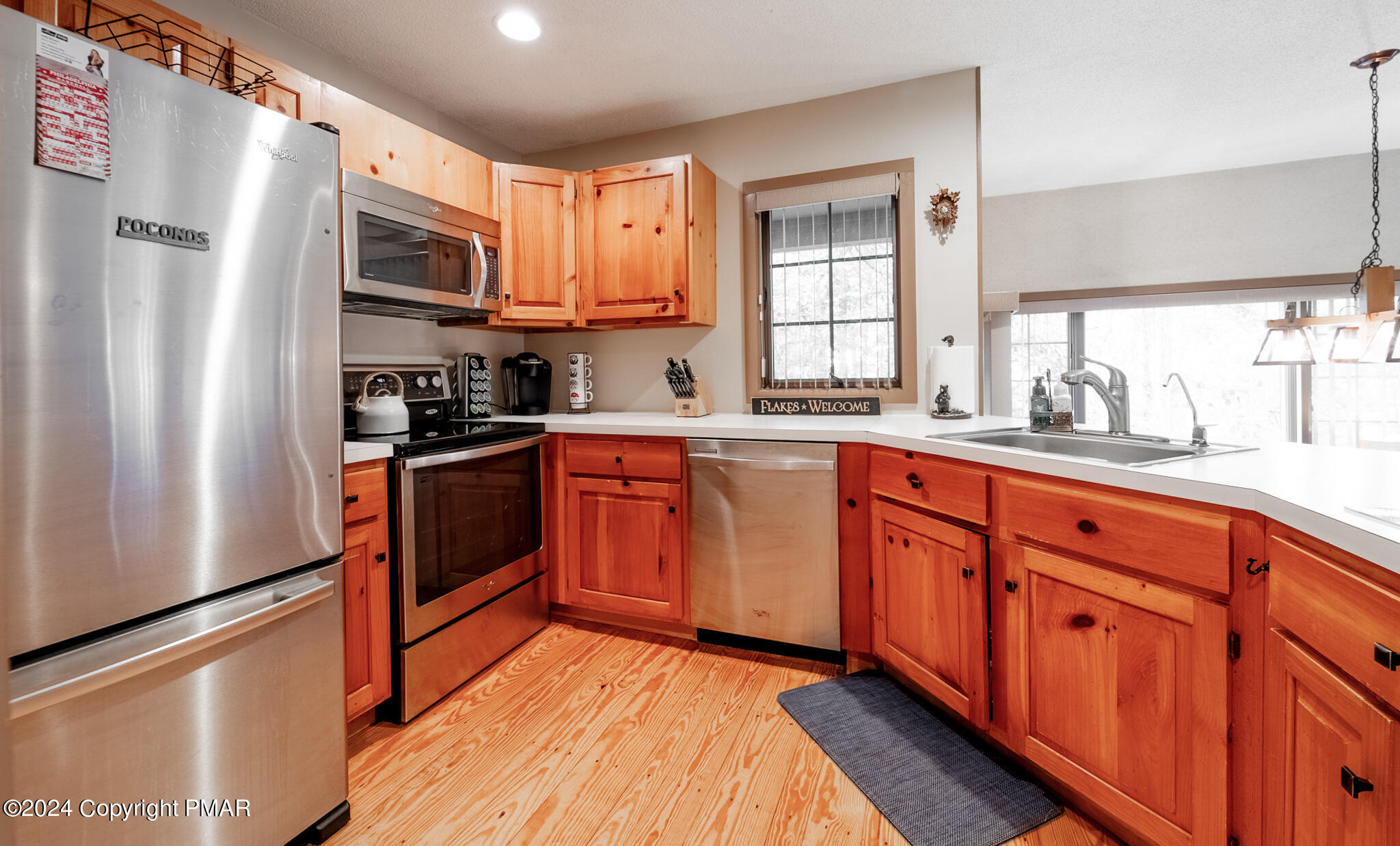 103 Midway, Lake Harmony, Pennsylvania image 22