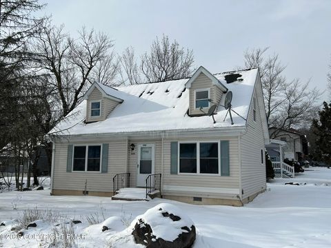 684 Country Place Drive Tobyhanna PA 18466