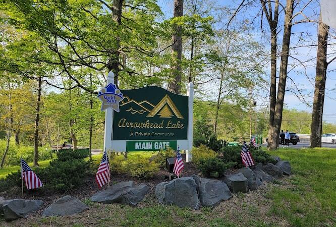 9-1505-15 Wyomissing Dr, Pocono Lake, Pennsylvania image 1