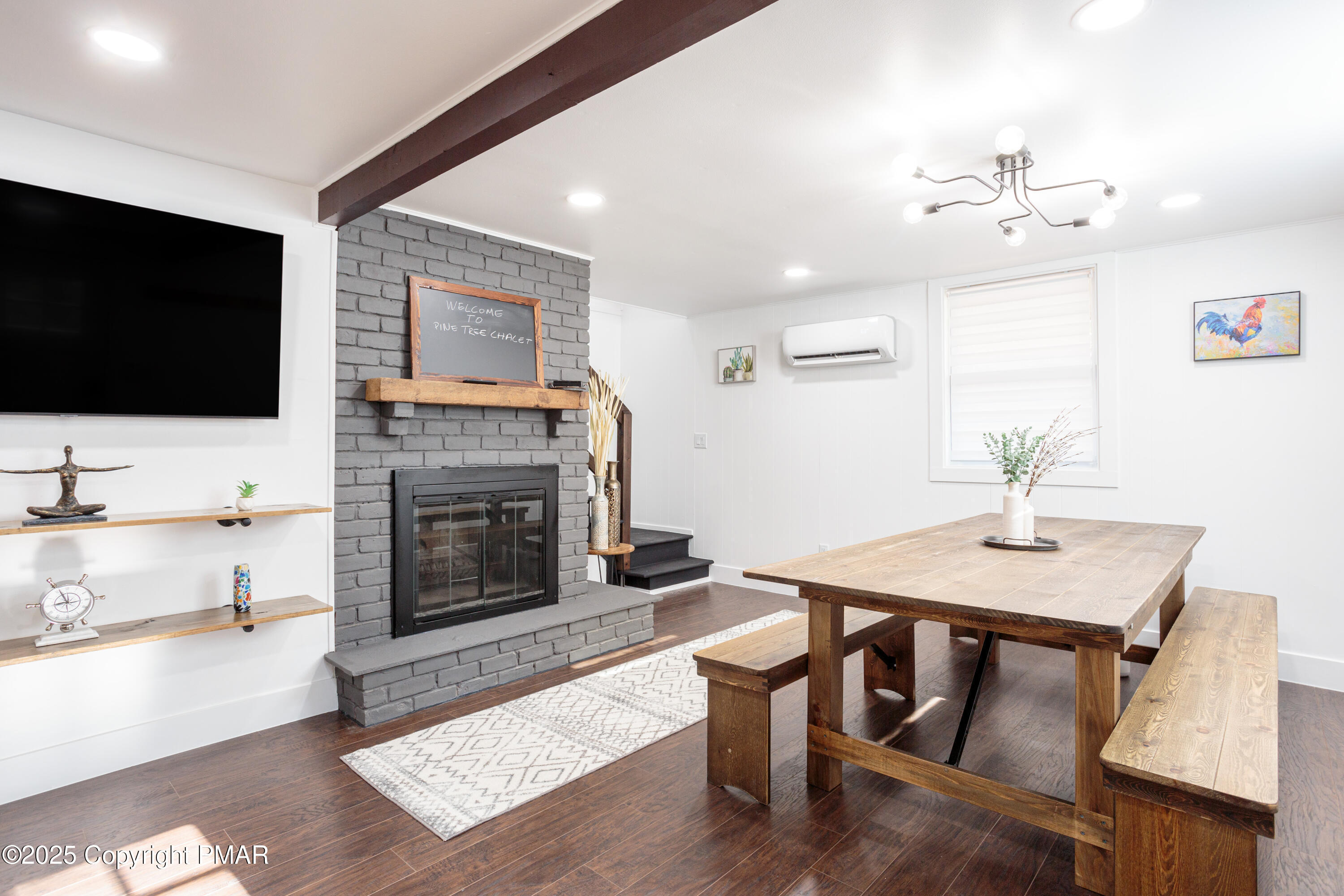 619 Washington Place