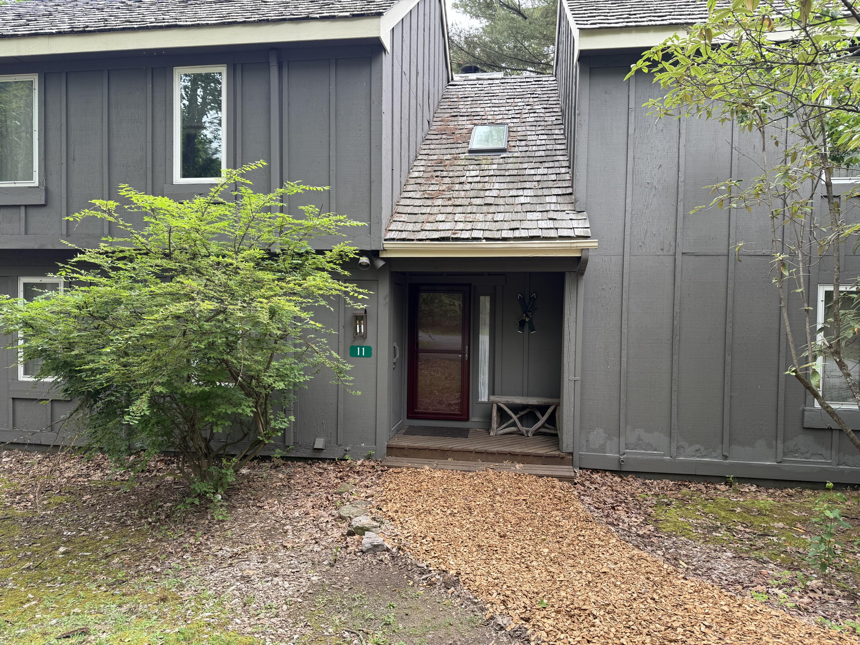 11 Downhill, Lake Harmony, Pennsylvania image 1