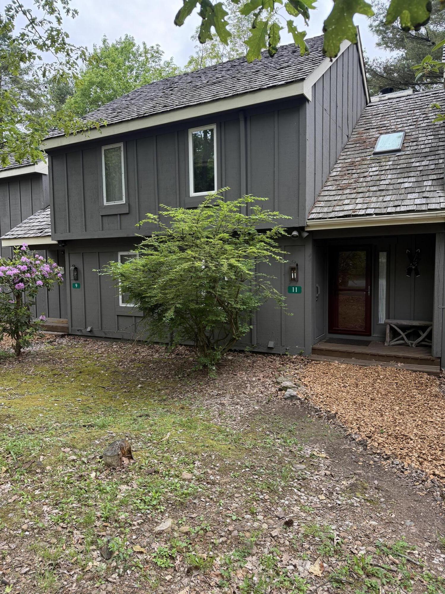 11 Downhill, Lake Harmony, Pennsylvania image 2