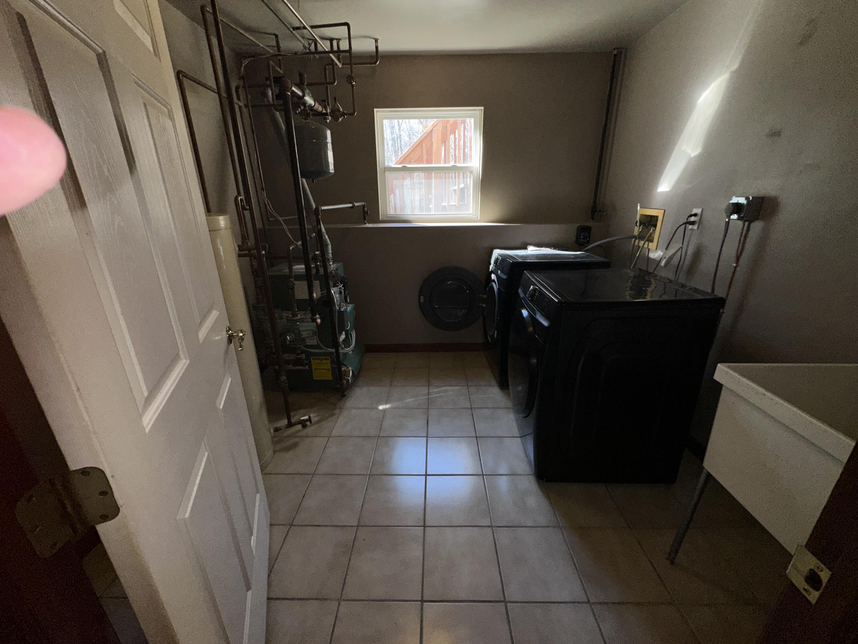 1240 Howeytown Road, East Stroudsburg, Pennsylvania image 25