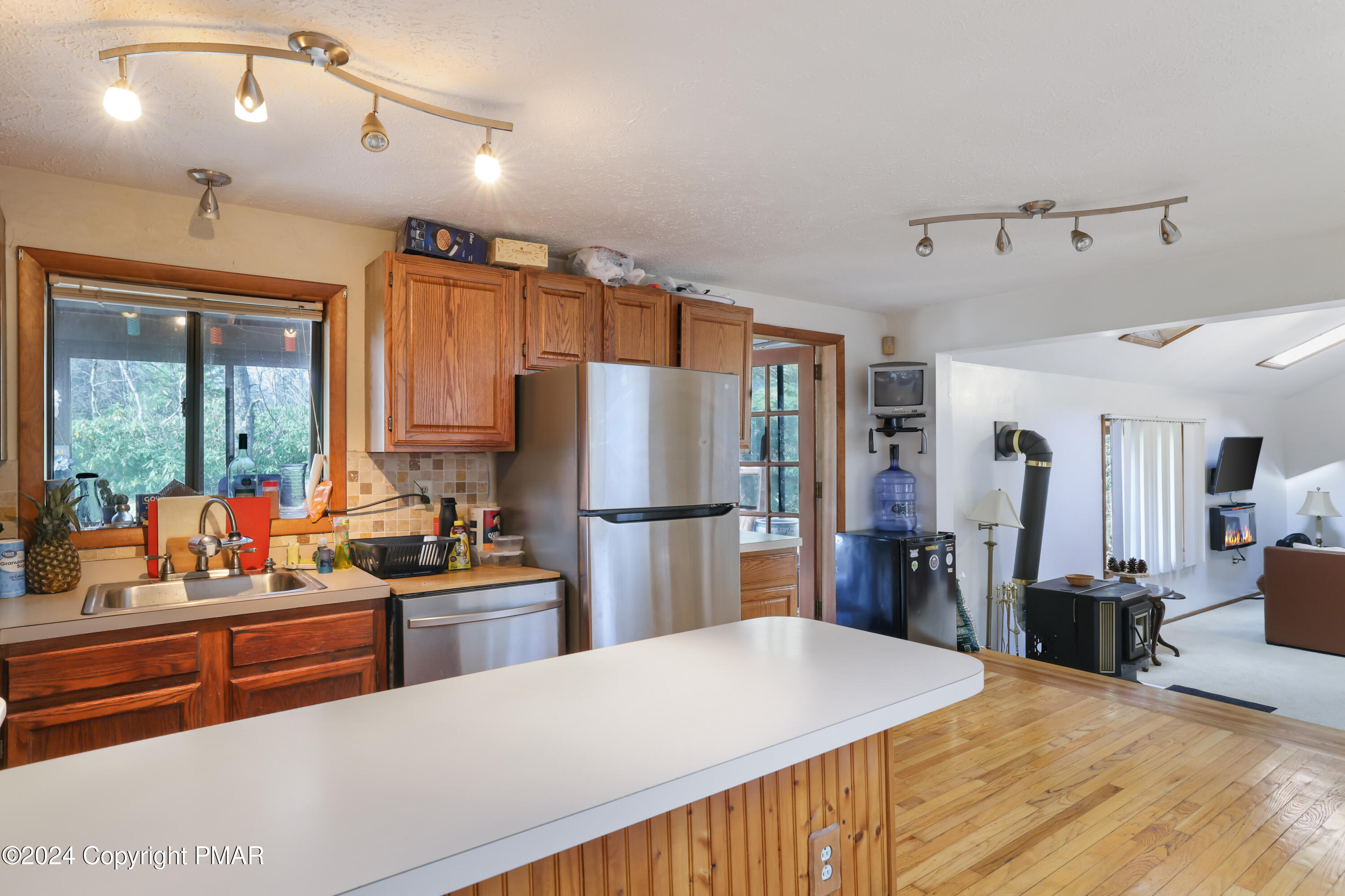 702 E Minsi Trail, Long Pond, Pennsylvania image 18