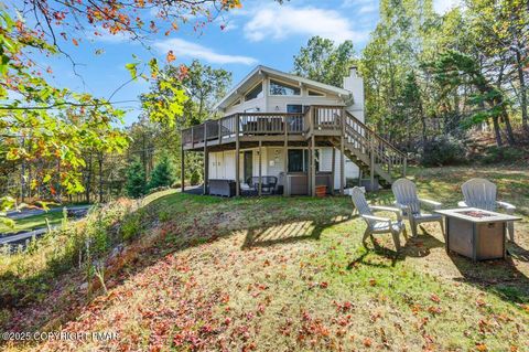 112 N Glade Court Long Pond PA 18334