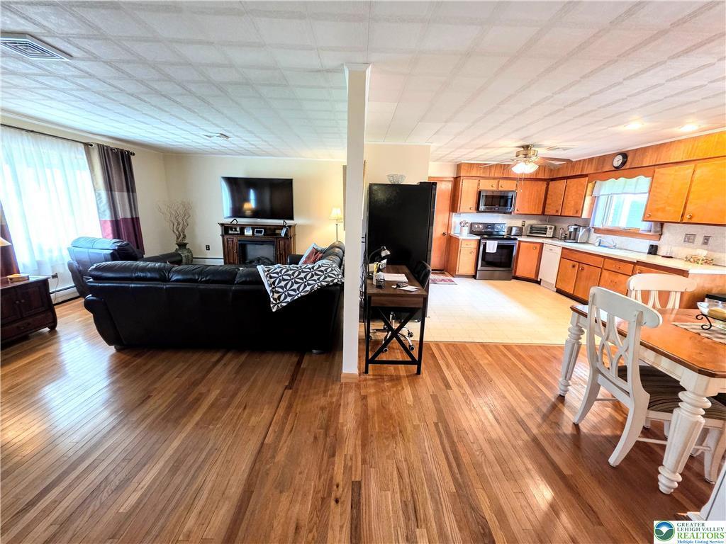 280 S 9th Street, Lehighton, Pennsylvania image 15