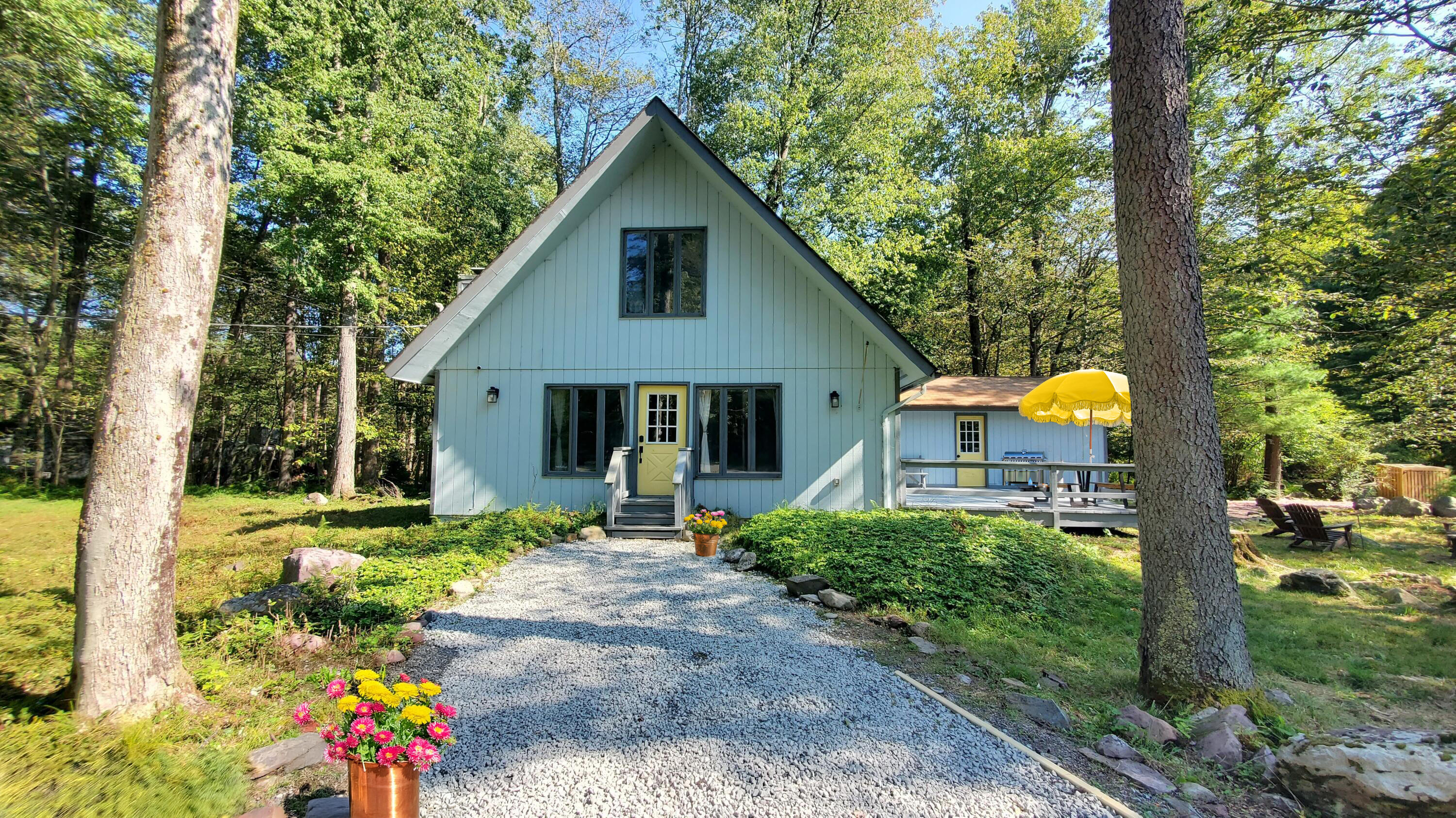 130 Sweet Briar Road, Pocono Pines, Pennsylvania image 1