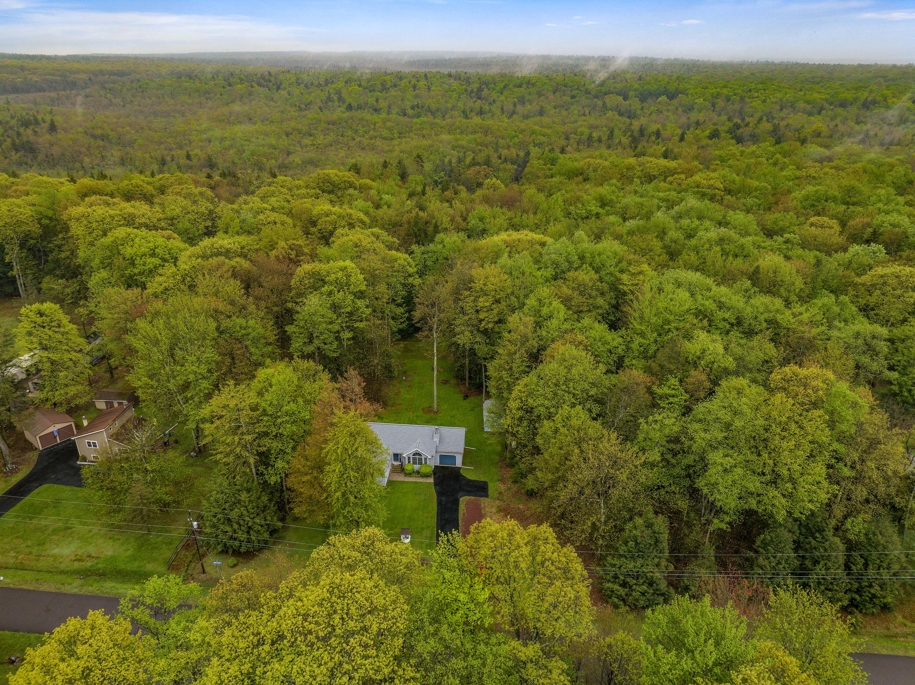 426 Tranquility Court, Long Pond, Pennsylvania image 38