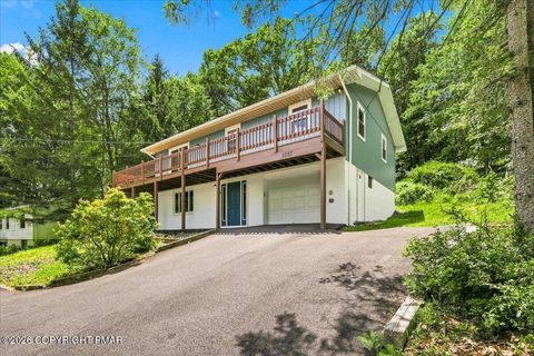 Homes For Sale - 1027 Maple Lake Drive<br/> Pike County, Bushkill, PA 18324