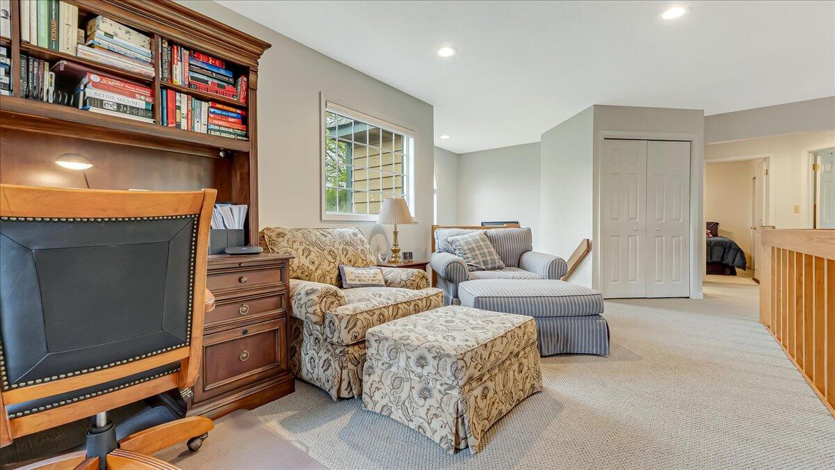2196 Oak Hill Drive, Buck Hill Falls, Pennsylvania image 31