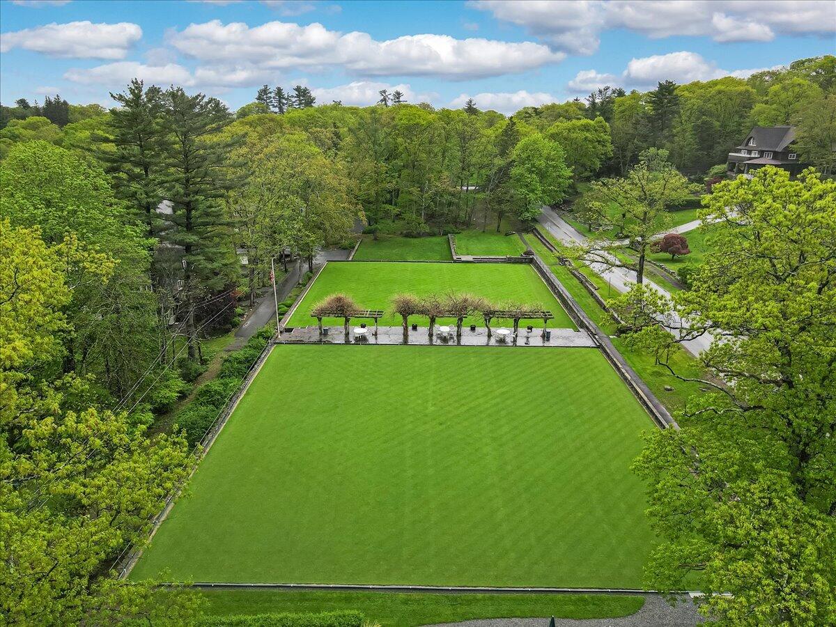 2196 Oak Hill Drive, Buck Hill Falls, Pennsylvania image 42