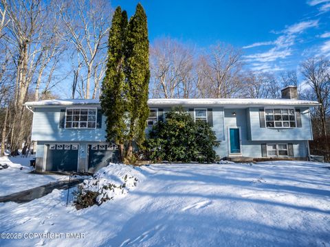 Homes For Sale - 1117 Shagbark Lane<br/> Stroudsburg, PA 18360