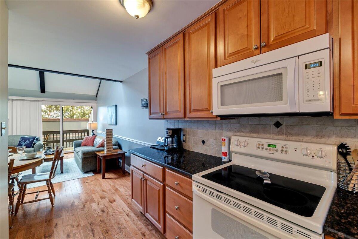 5 Middle Village Way, Tannersville, Pennsylvania image 5