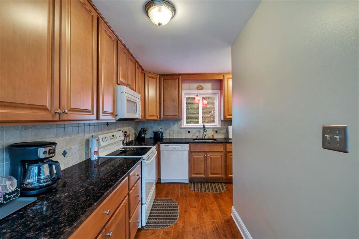 5 Middle Village Way, Tannersville, Pennsylvania image 6