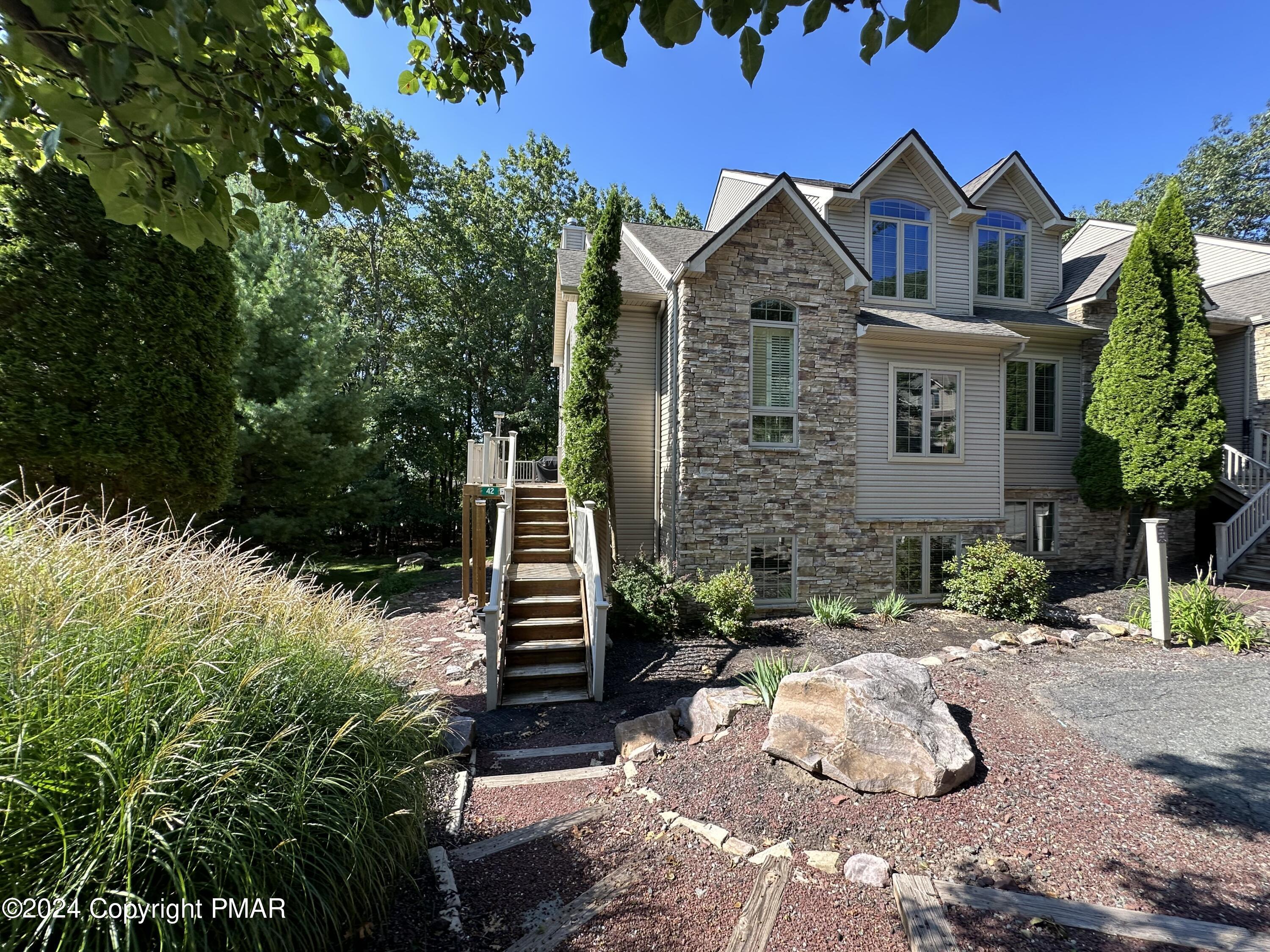 42 Mountainwoods Drive