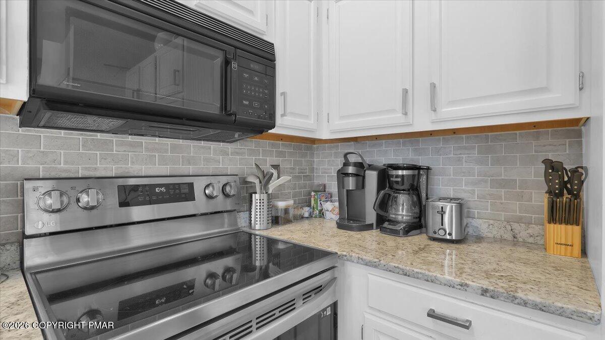 22 Mountainwoods Drive