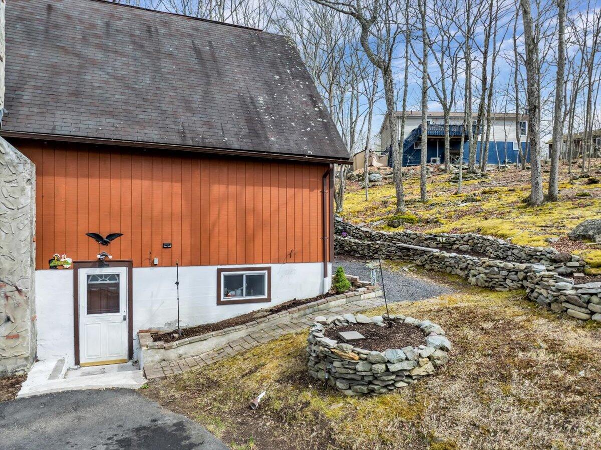 338 Canterbury Road, Bushkill, Pennsylvania image 49