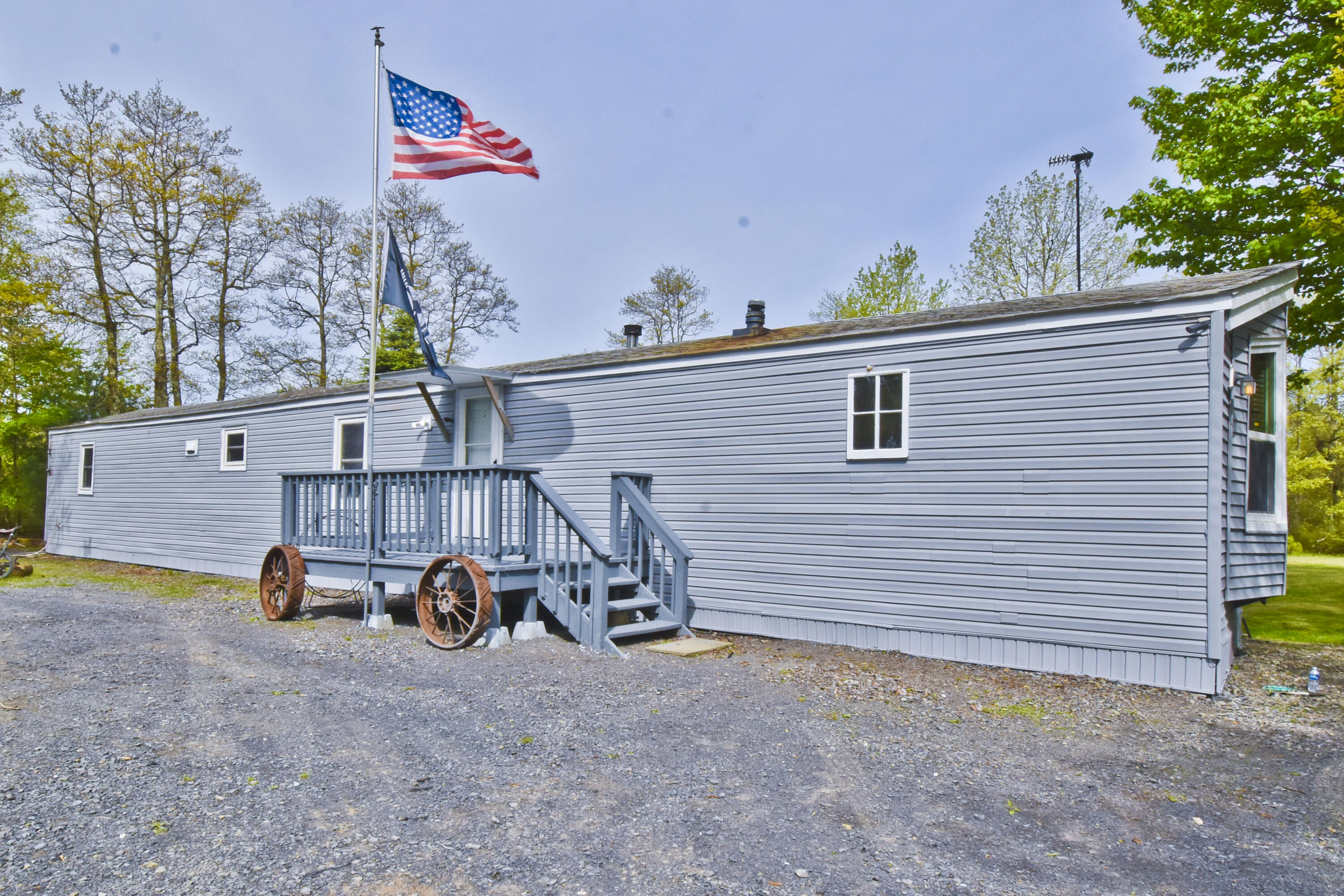 213 Blossom Lane, Blakeslee, Pennsylvania image 2