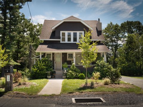 55 Kinney Avenue Mount Pocono PA 18344