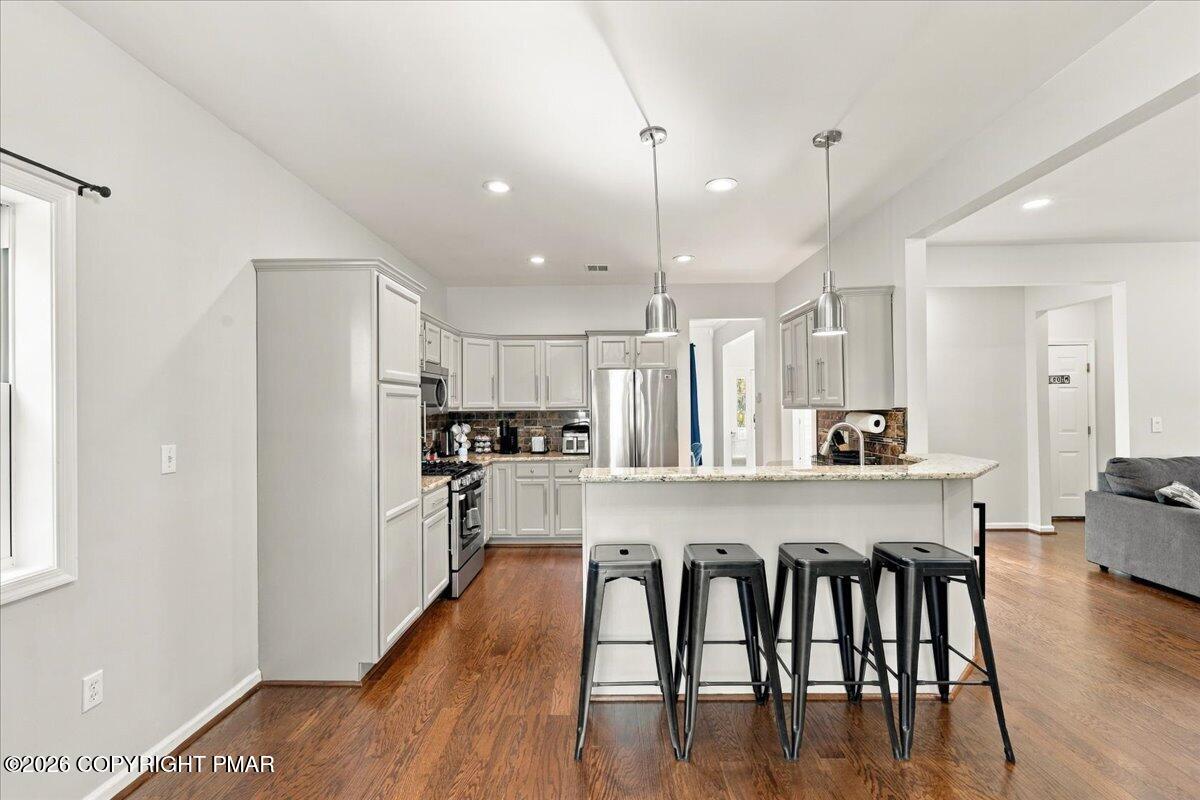 102 Remington Lane