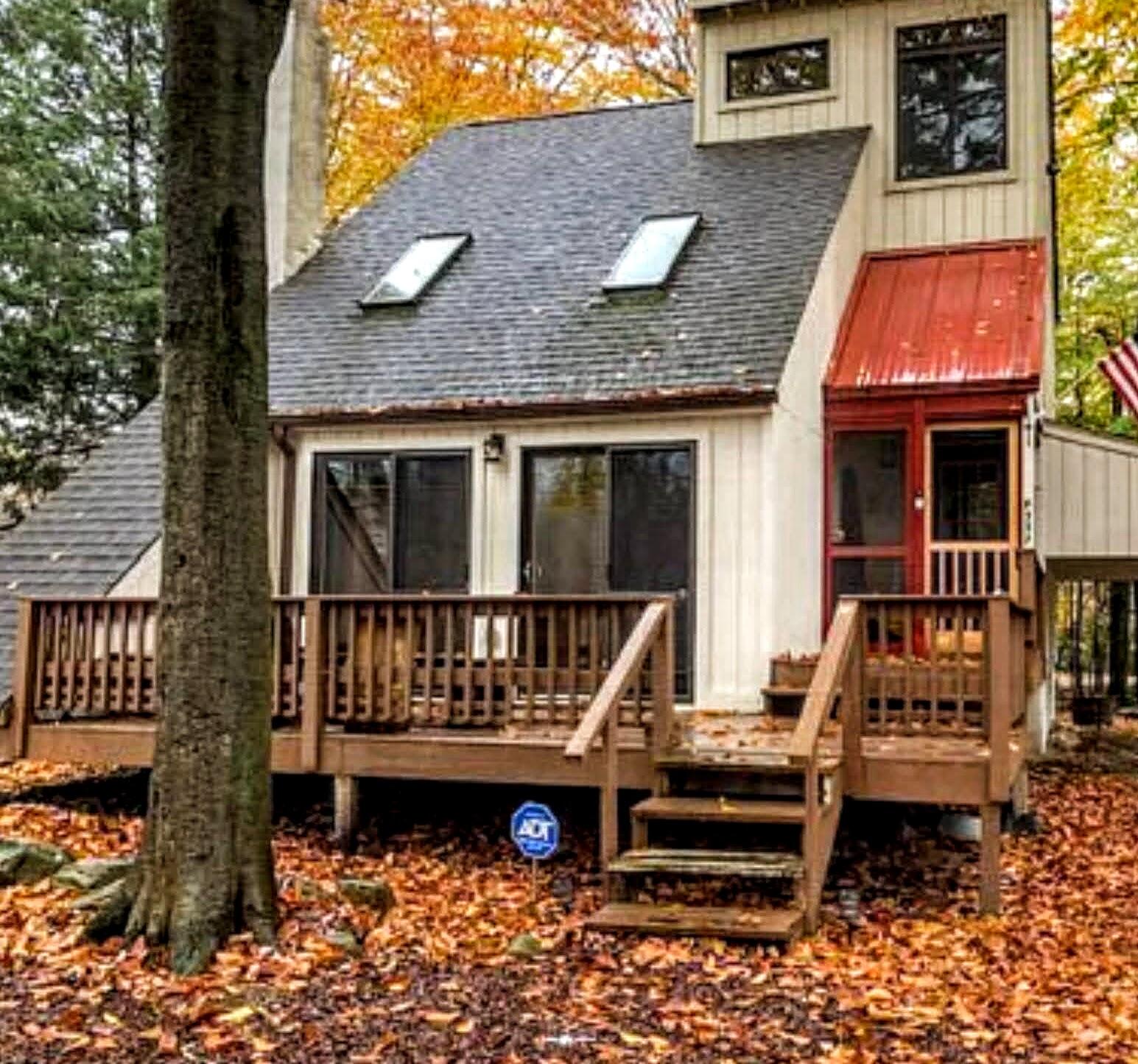 6261 Park Place, Tobyhanna, Pennsylvania image 1