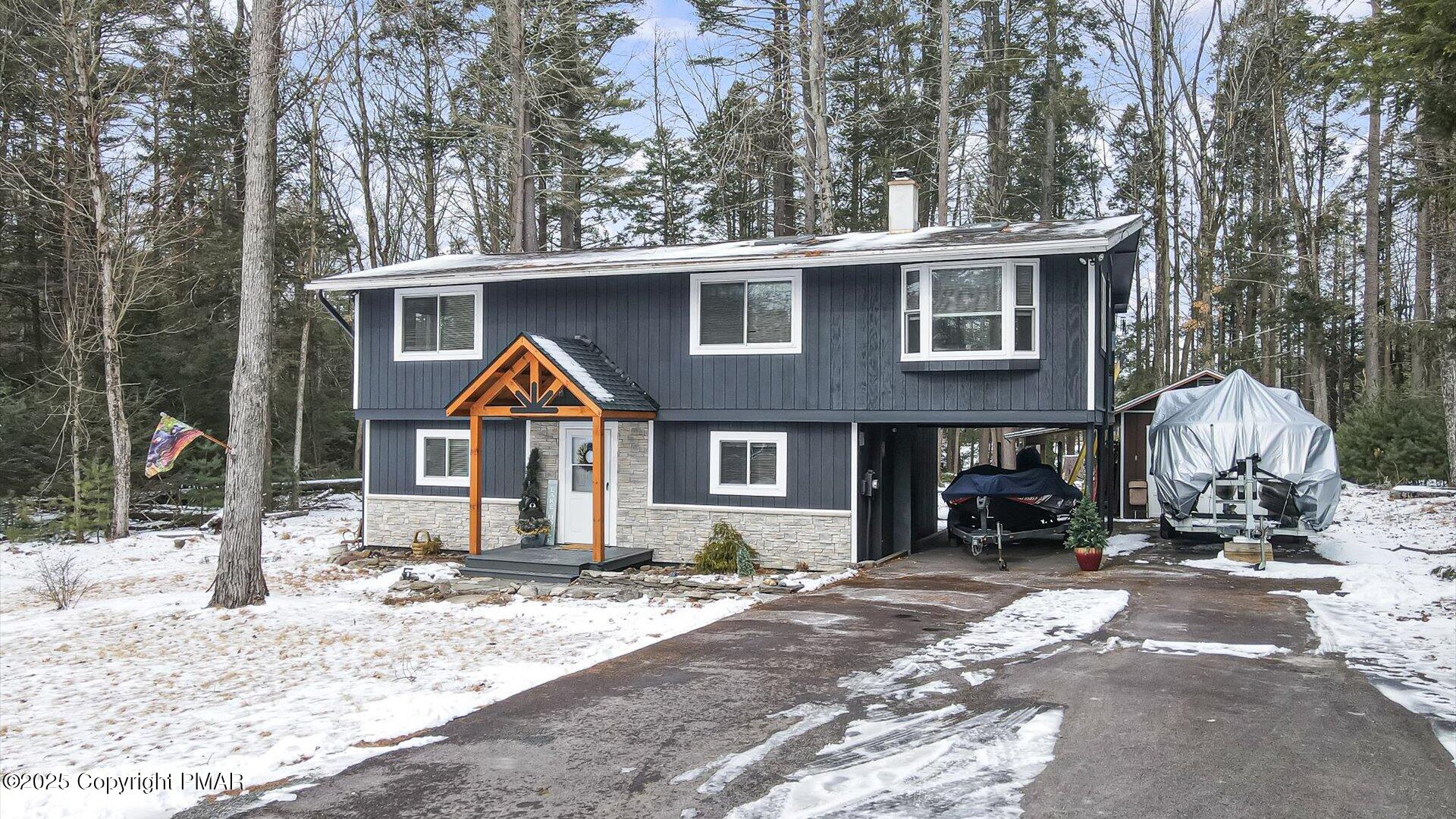 128 Terrace Drive, Lakeville, Pennsylvania image 1