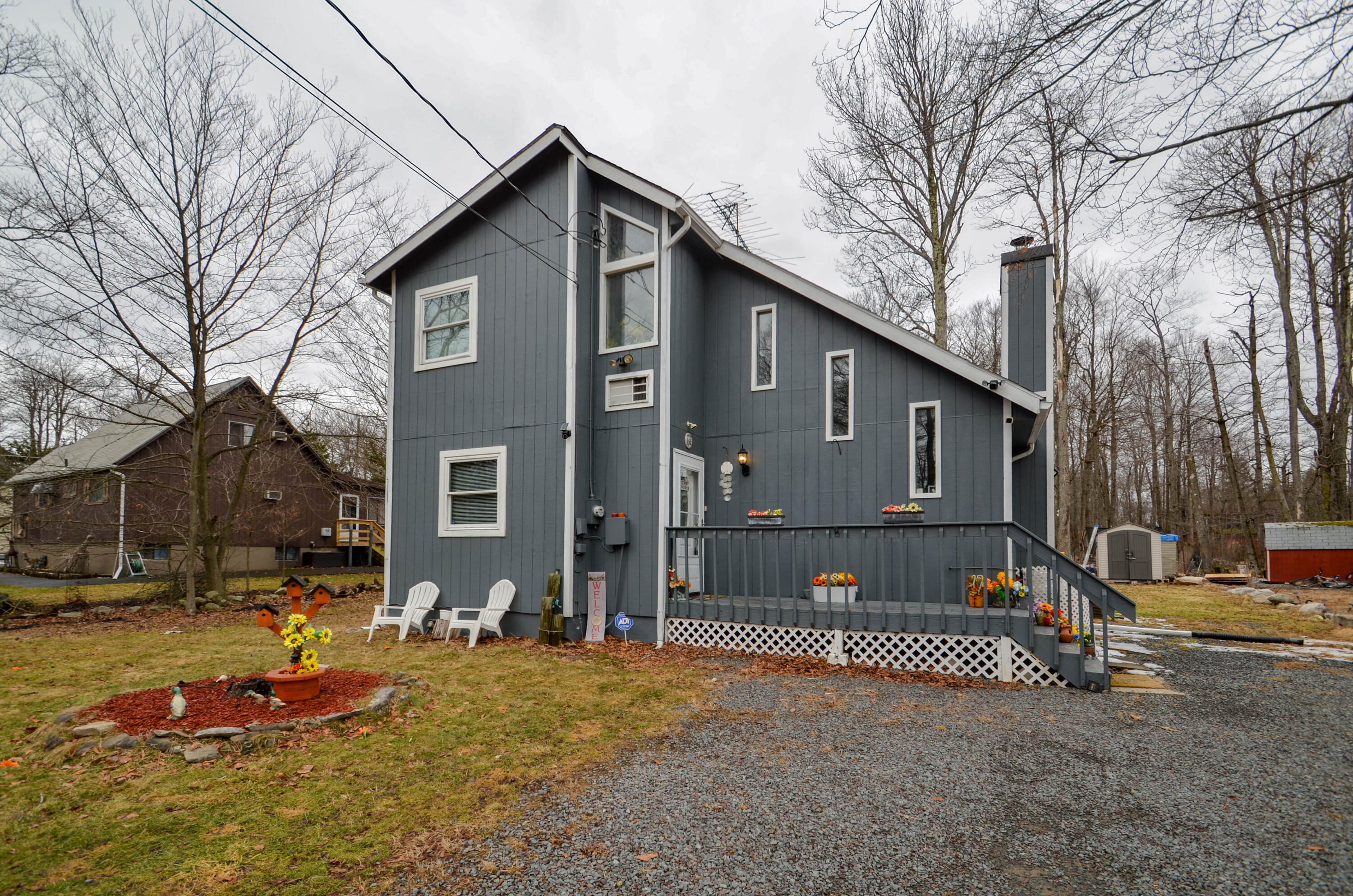 1645 Sunny Side Drive, Tobyhanna, Pennsylvania image 1