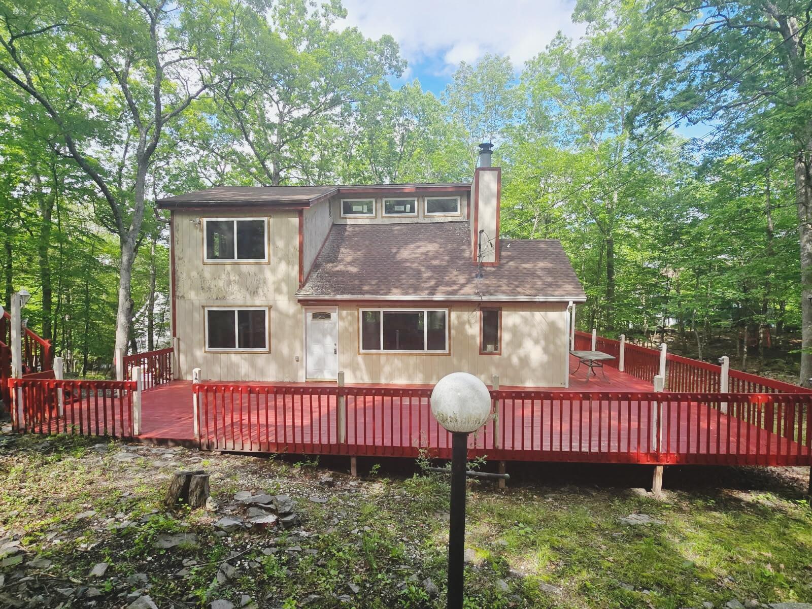 146 Clifton Drive, Bushkill, Pennsylvania image 2